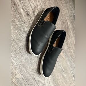 Men’s Black Leather and Suede Slip on Sneakers 10.5 size